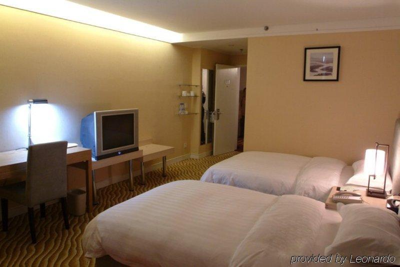 Weihai Sophia Hotel Room photo